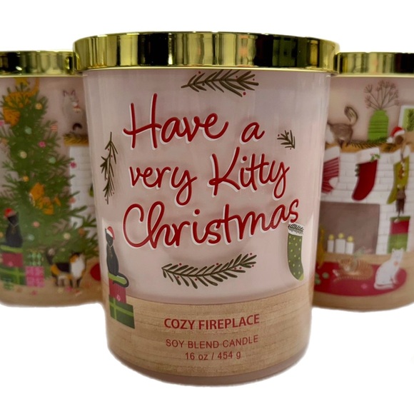 NWT! 🐈  Starcrafts 16 oz. Christmas Holiday Kitty “Cozy Fireplace” candle - Picture 4 of 15